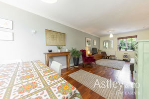 Lounge- click for photo gallery